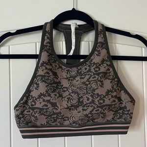 Fabletics Women’s Sports Bra Size S